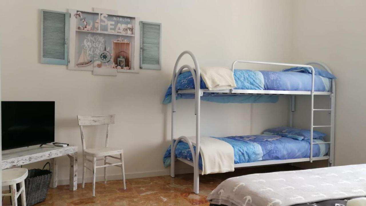 Good Morning Shopping Bed & Breakfast Serravalle Scrivia Exterior photo